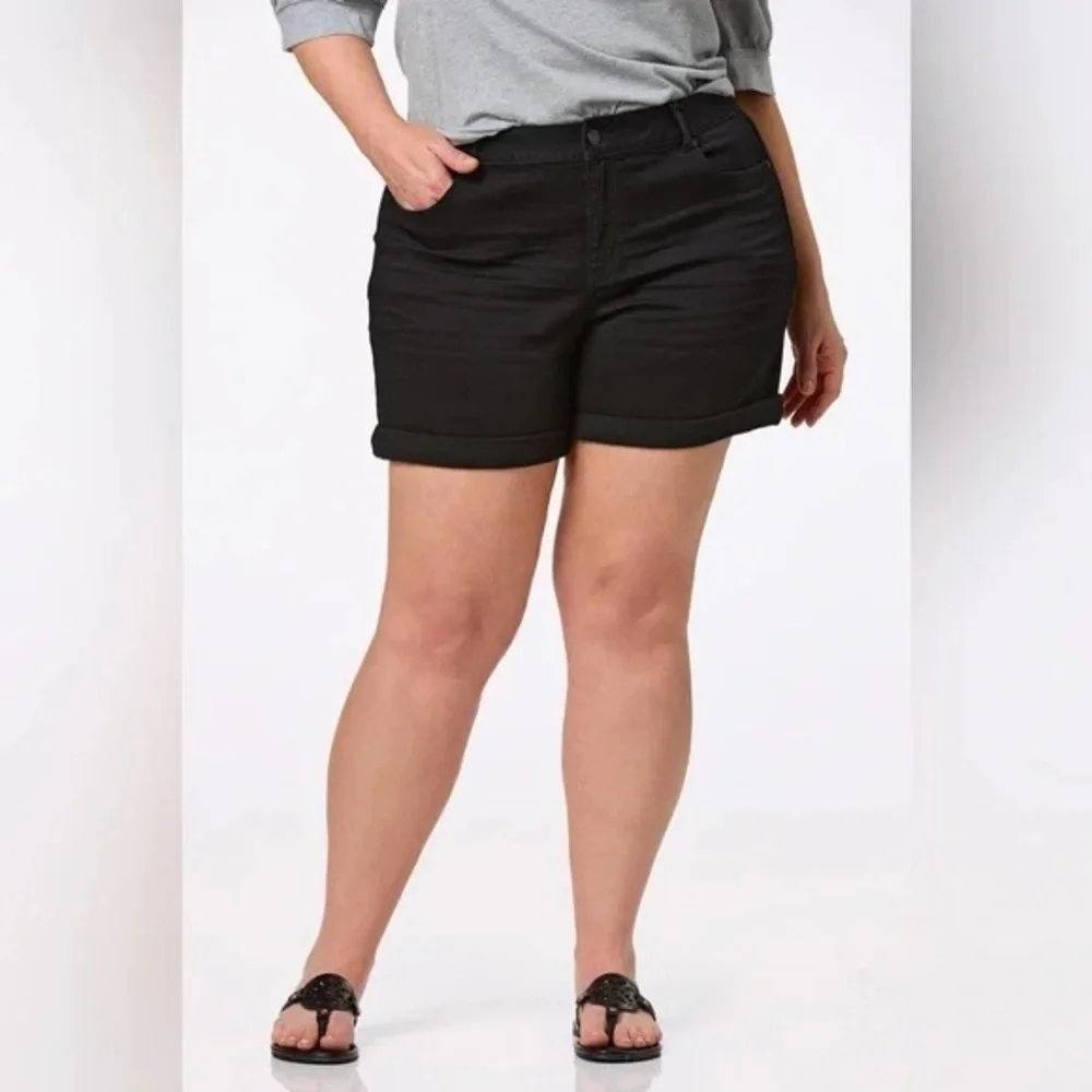 Cato | PLUS SIZE BLACK CUFFED DENIM SHORTS Black 28W